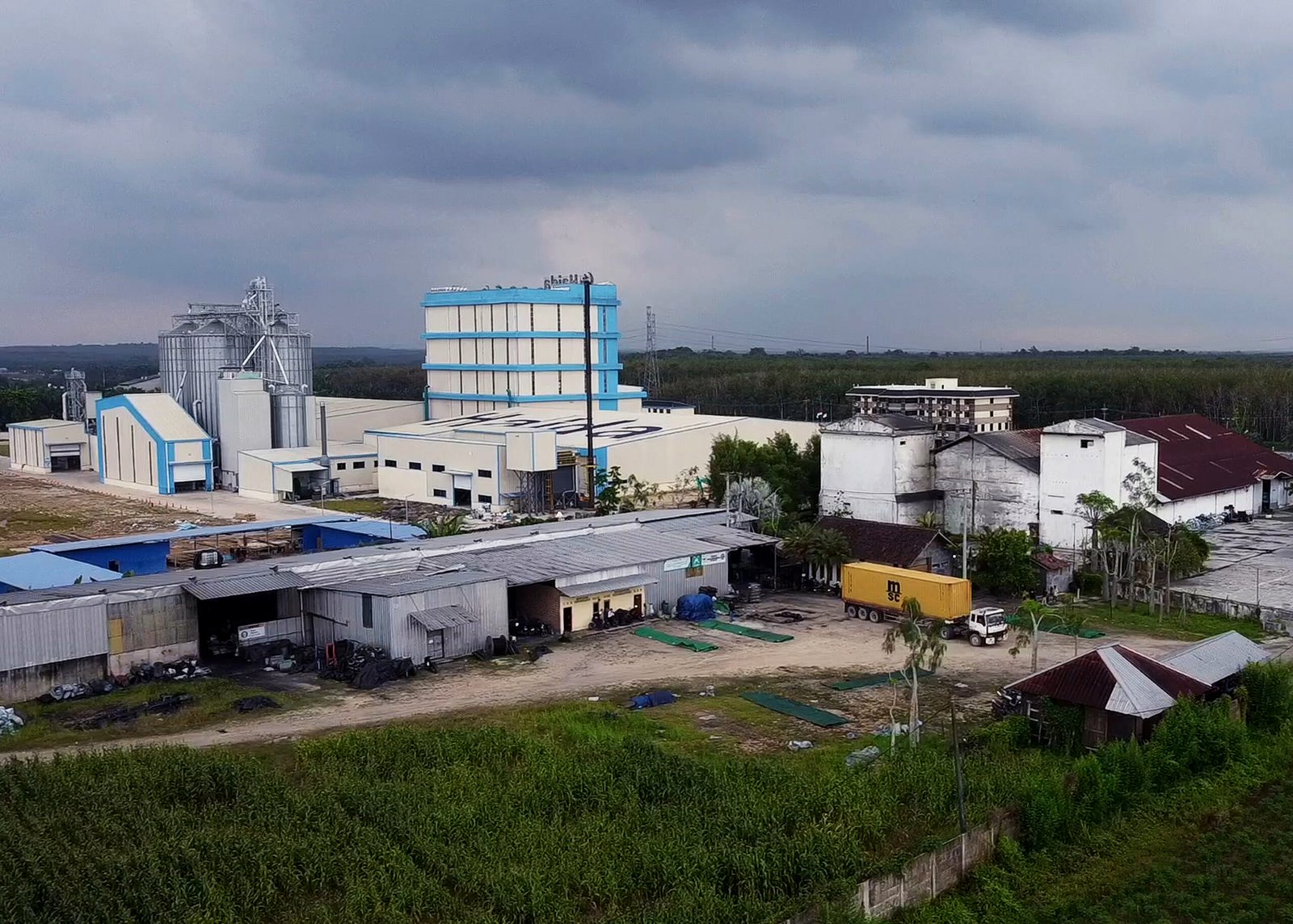 Coconut shell charcoal briquettes manufacturing factory in Indonesia